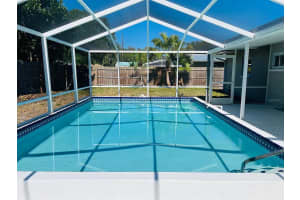 6690 17TH STREET, ST PETERSBURG, FL 33703 - MLS#MFRTB8443968