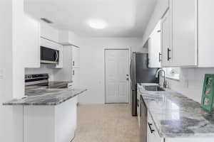 3700 Whiting Dr Se, ST PETERSBURG