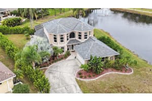 724 CRESTRIDGE DRIVE, TARPON SPRINGS, FL 34688 - MLS#MFRTB8443995