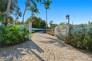 13010 114TH AVENUE, LARGO, FL 33774 - MLS#MFRTB8443998