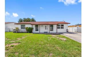 8332 GARRISON CIRCLE, TAMPA, FL 33615 - MLS#MFRTB8444020