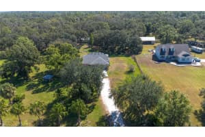 1004 SILVER SPURS CIRCLE, WIMAUMA, FL 33598 Sold 12/08/25