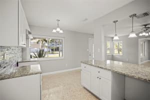 560 BAYWOOD DRIVE, DUNEDIN, FL 34698 - MLS#MFRTB8444088