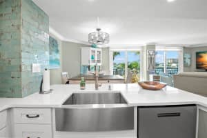 690 ISLAND WAY, CLEARWATER BEACH, FL 33767 - MLS#MFRTB8444101