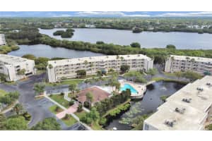 6425 SHORELINE DRIVE, ST PETERSBURG, FL 33708 - MLS#MFRTB8444202