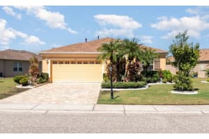 909 REGAL MANOR WAY, SUN CITY CENTER, FL 33573 - MLS#MFRTB8444247