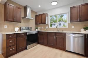 1955 DODGE CIRCLE, CLEARWATER, FL 33760 - MLS#MFRTB8444293