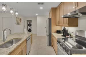 24 AVALON STREET, CLEARWATER BEACH, FL 33767 - MLS#MFRTB8444416