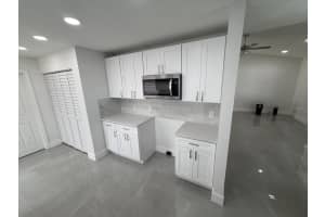 10912 BRIGHTSIDE DRIVE, TAMPA, FL 33624 - MLS#MFRTB8444559