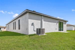 MLS# MFRTB8444640, Lakeland, Florida 33809