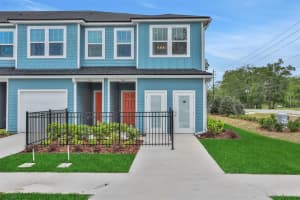 733 Sailor Grove Ln Jacksonville, FL 32221 - Off Market