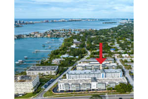 147 BLUFF VIEW #110, BELLEAIR BLUFFS, FL 33770 - MLS#MFRTB8444740