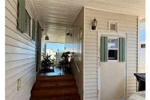 5377 FAIRFIELD AVENUE, ST PETERSBURG, FL 33707 - MLS#MFRTB8444817