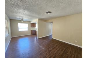 221 JEFFERSON CIRCLE, ST PETERSBURG, FL 33702 - MLS#MFRTB8444832