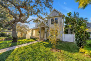 300 28TH AVENUE, ST PETERSBURG, FL 33704 - MLS#MFRTB8445022