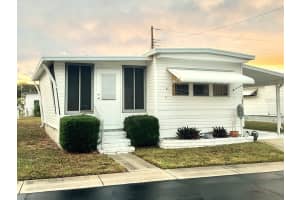 2000 BAY DRIVE, LARGO, FL 33771 - MLS#MFRTB8445053