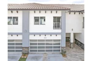 1815 BRENTWOOD COURT, DAVENPORT, FL 33837 - MLS#MFRTB8445059