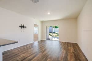 10945 TRAILING VINE DRIVE, TAMPA, FL 33610 - MLS#MFRTB8445078