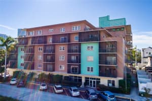 750 BURLINGTON AVENUE, ST PETERSBURG, FL 33701 - MLS#MFRTB8445081