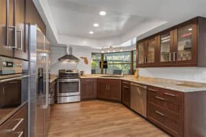 770 VILLAGE WAY, PALM HARBOR, FL 34683 Sold 12/09/25