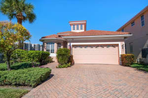 1648 SAND KEY ESTATES COURT, CLEARWATER BEACH, FL 33767 - MLS#MFRTB8445158
