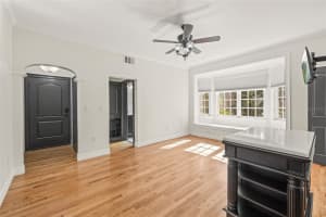 2117 W DEKLE #L-2, TAMPA, FL 33606 - MLS#MFRTB8445171