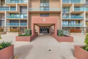 1 KEY CAPRI #209E, TREASURE ISLAND, FL 33706 - MLS#MFRTB8445178