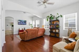 1808 COLUMBUS DRIVE, TAMPA, FL 33605 - MLS#MFRTB8445207