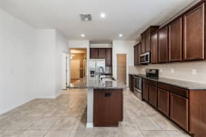 1570 FOX GRAPE LOOP, LUTZ, FL 33558 - MLS#MFRTB8445287