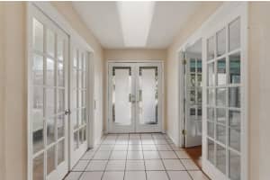 810 HAMMOCKWOOD COURT, SARASOTA, FL 34232 - MLS#MFRTB8445405