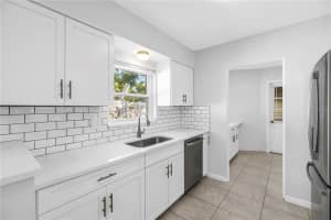 6888 20TH STREET, ST PETERSBURG, FL 33702 - MLS#MFRTB8445408