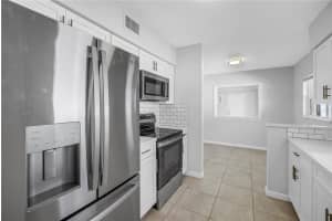 6888 20TH STREET, ST PETERSBURG, FL 33702 - MLS#MFRTB8445408