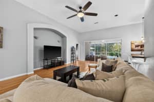 11738 SUMMER SPRINGS DRIVE, RIVERVIEW, FL 33579 - MLS#MFRTB8445448