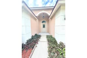 4722 ROUNDVIEW COURT, LAND O LAKES, FL 34639 - MLS#MFRTB8445501