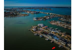 7942 3RD AVENUE, ST PETERSBURG, FL 33707 - MLS#MFRTB8445534