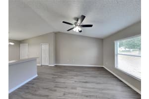 MLS# MFRTB8445536, Deltona, Florida 32725