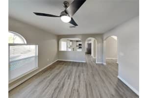 MLS# MFRTB8445550, Apopka, Florida 32712