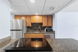 6321 NEWTOWN CIRCLE, TAMPA, FL 33615 - MLS#MFRTB8445573