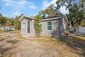 1104 ALSOBROOK STREET, PLANT CITY, FL 33563 - MLS#MFRTB8445574