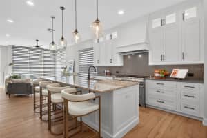 577 4TH AVENUE, ST PETERSBURG, FL 33701 - MLS#MFRTB8445635