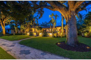 3649 FOSTER HILL DRIVE, ST PETERSBURG, FL 33704 - MLS#MFRTB8445670