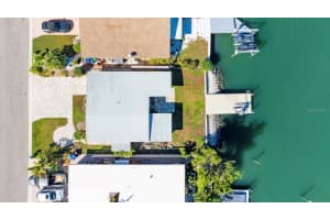 17611 1ST STREET, REDINGTON SHORES, FL 33708 - MLS#MFRTB8445677