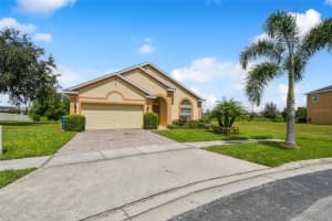 908 ANDALUSIA LOOP, DAVENPORT, FL 33837 - MLS#MFRTB8445683