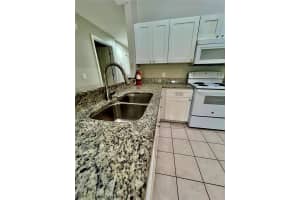 37227 GRASSY HILL LANE, DADE CITY, FL 33525 - MLS#MFRTB8445727