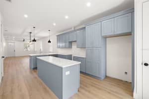 1513 KNOLLWOOD STREET, TAMPA, FL 33610 - MLS#MFRTB8445730