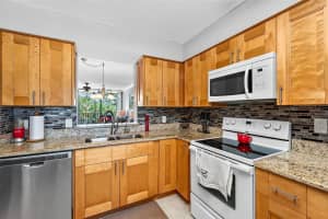 800 COVE CAY DRIVE, CLEARWATER, FL 33760 - MLS#MFRTB8445736