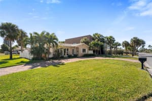 281 44TH AVENUE, ST PETE BEACH, FL 33706 - MLS#MFRTB8445806