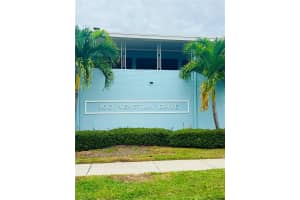 300 VENETIAN DRIVE, CLEARWATER, FL 33755 - MLS#MFRTB8445932