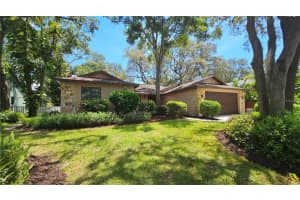 2401 Country Trails Dr, SAFETY HARBOR