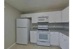 MLS# MFRTB8445988, Tampa, Florida 33647